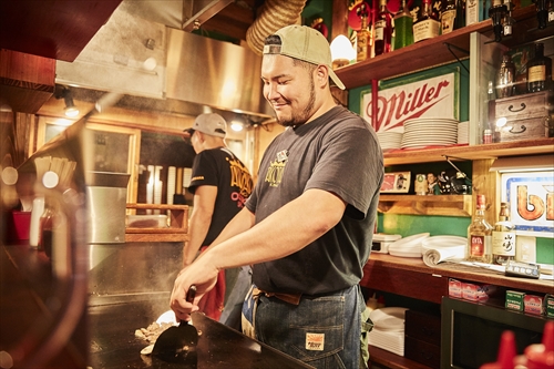 出前店スタッフ